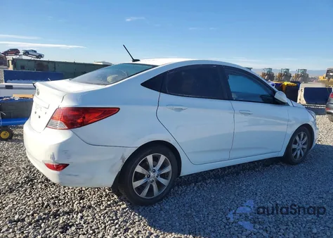 2013 Hyundai Accent Gls z USA, uszkodzony, nr VIN KMHCU4AE5DU452037